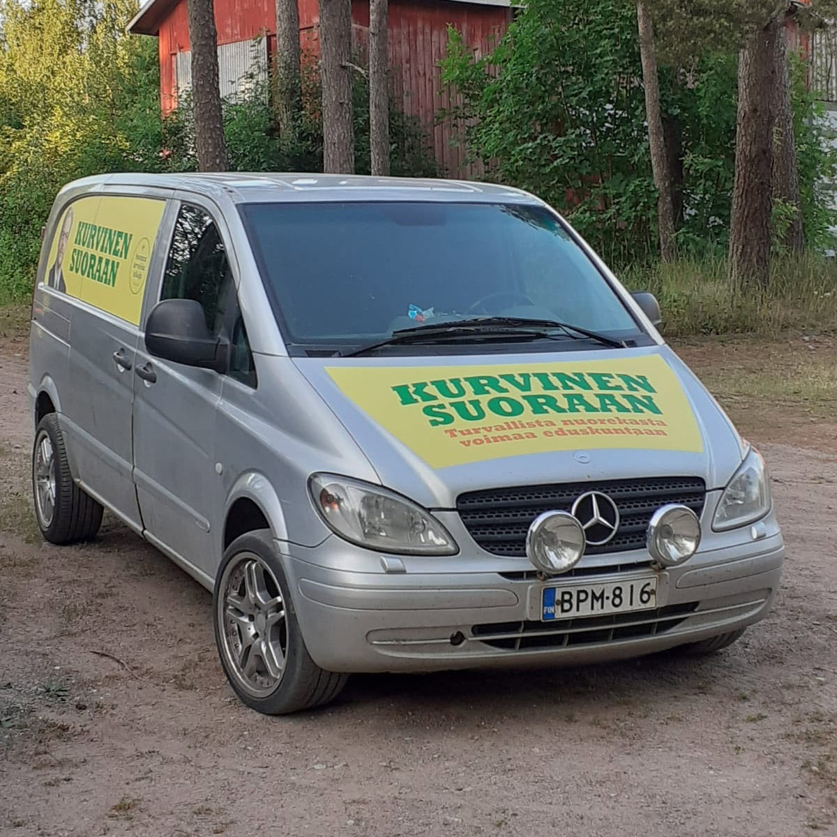 MB Vito Pakettiauto